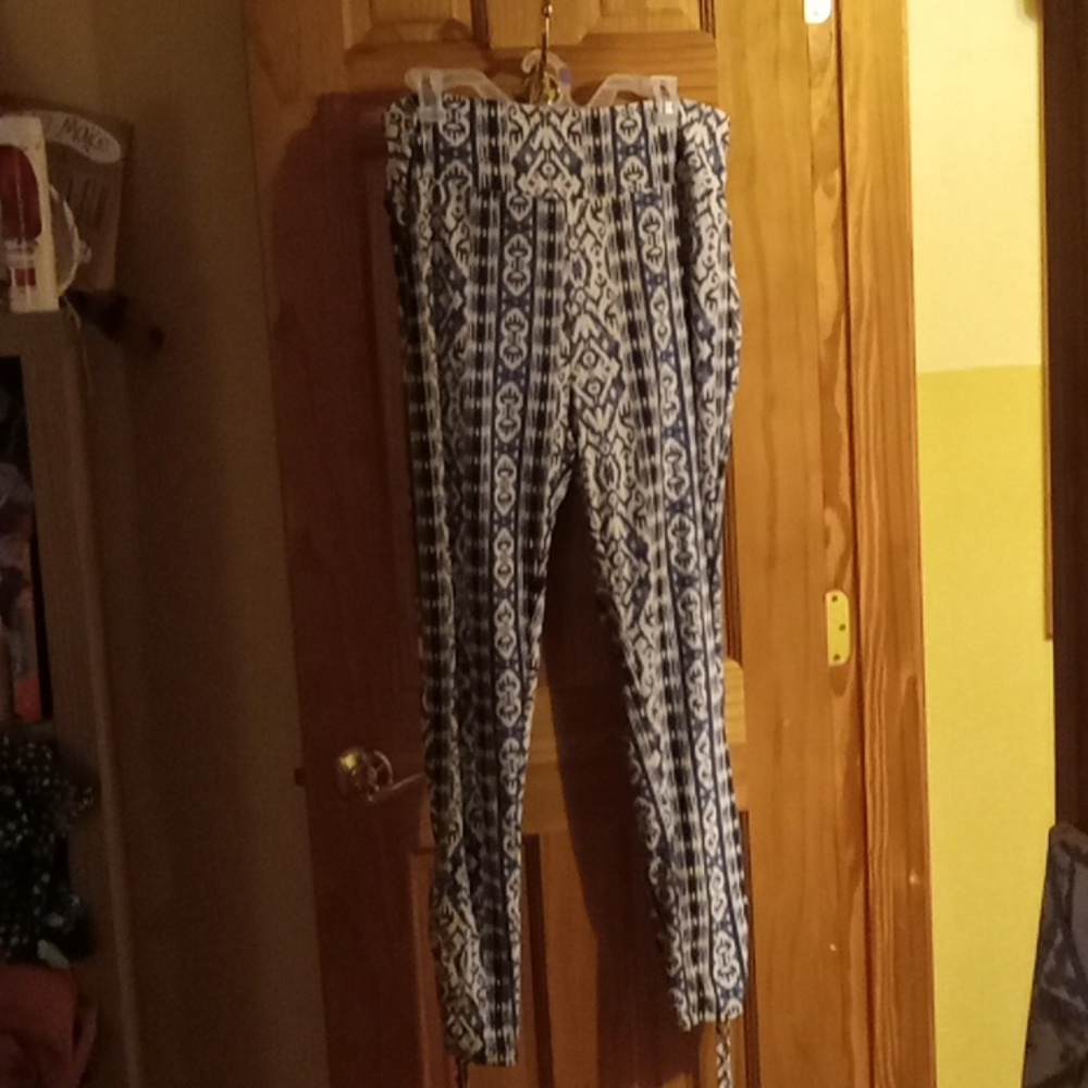 Print pants